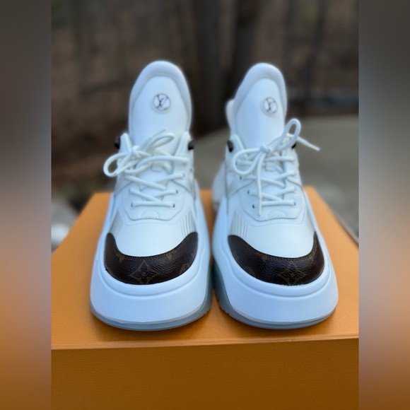 Louis Vuitton Shoes - Louis Vuitton White Sneakers with Brown Monogram Toe Panels